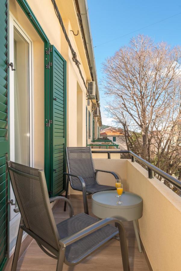 Capital Apartments And Rooms Spalato Esterno foto